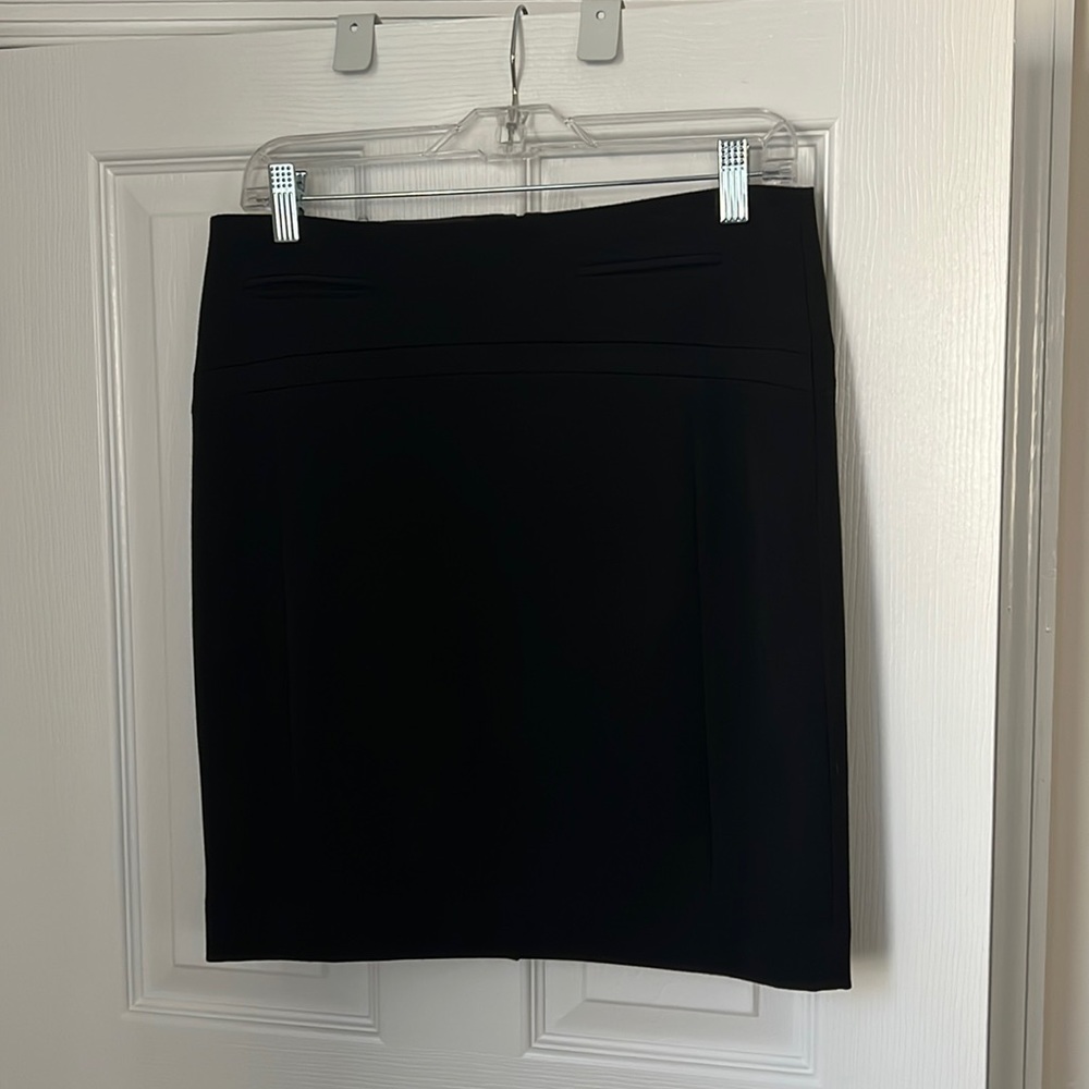 EUC SIZE 4 EXPRESS BLACK SKIRT